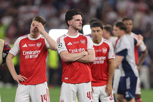 Nỗi thất vọng vô bờ của các cầu thủ Arsenal sau thất bại trước PSG ở loạt đá luân lưu Nỗi thất vọng vô bờ của các cầu thủ Arsenal sau thất bại trước PSG ở loạt đá luân lưu