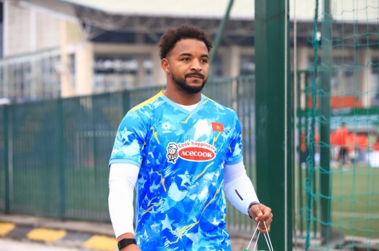 HOT: Xuan Son delivers bad news on the first day of Vietnam national team's training camp