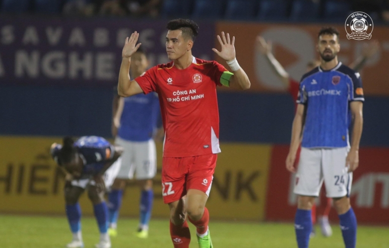 VPF confirms Tiến Linh did not score an own goal