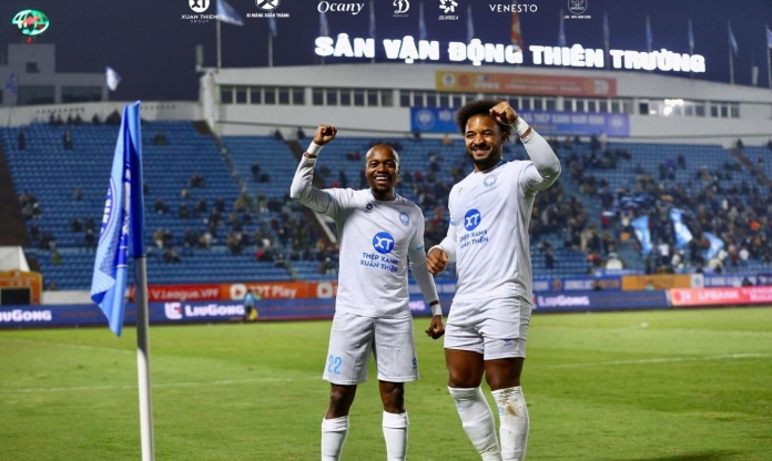 Phung phí cơ hội, Nam Định trả giá phút cuối