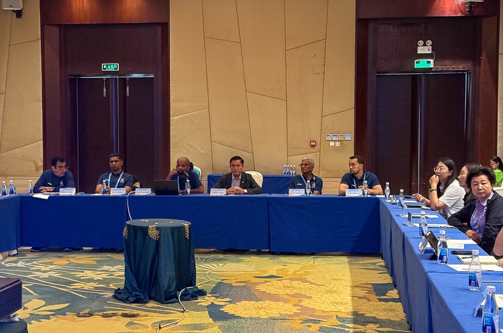 Tin nóng bóng đá Việt hôm nay 23/4: 9 cầu thủ bị treo giò tại vòng 20 V-League; HLV Chu Đình Nghiêm sẽ dẫn dắt CLB Ninh Bình - Ảnh 3.