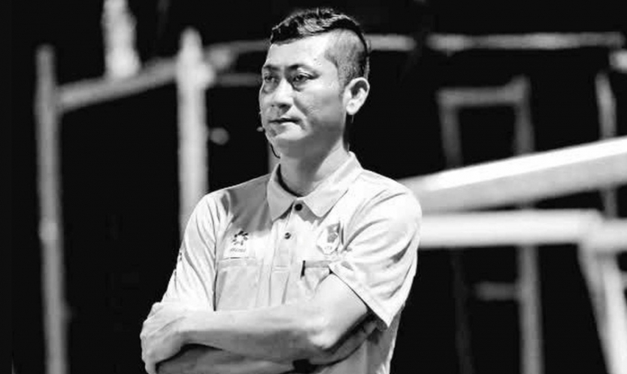 Trọng tài đột ngột qua đời trên sân phủi ở Vũng Tàu