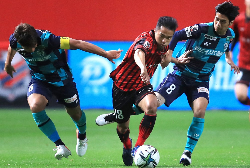 AFC tôn vinh ‘Messi Thái’ trước Asian Cup 2027 - Ảnh 2. AFC tôn vinh ‘Messi Thái’ trước Asian Cup 2027 - Ảnh 2.