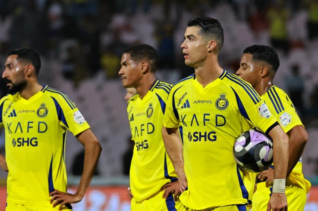 Live: Al Nassr 1-1 Al Ittihad: Ronaldo takes a free kick