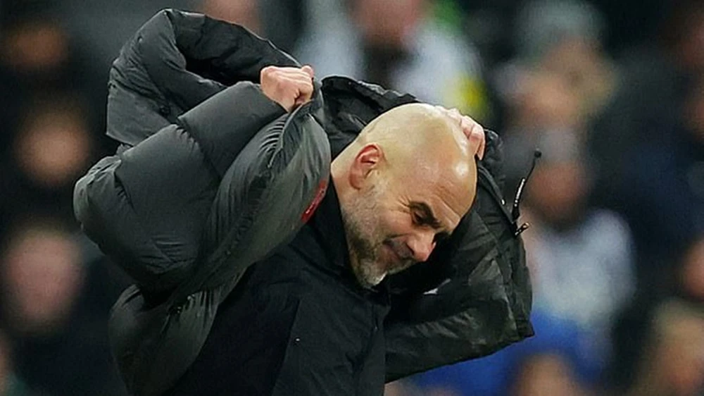 Dù đối mặt án treo hai trận, vì sao Pep Guardiola vẫn được chỉ đạo Man City ở chung kết với Arsenal? - Ảnh 3.