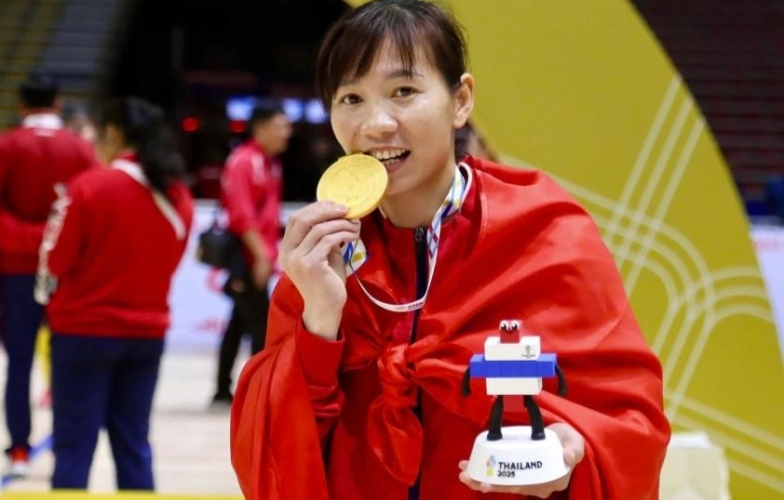 Thùy Trang officially speaks out after the 2025 Ballon d'Or, doing something deeply touching