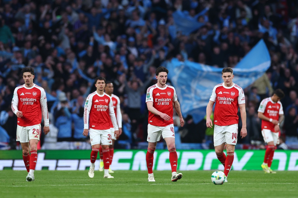 Arsenal: Bóng ma tháng Tư lại ám ảnh Pháo thủ - Ảnh 1. Arsenal: Bóng ma tháng Tư lại ám ảnh Pháo thủ - Ảnh 1.