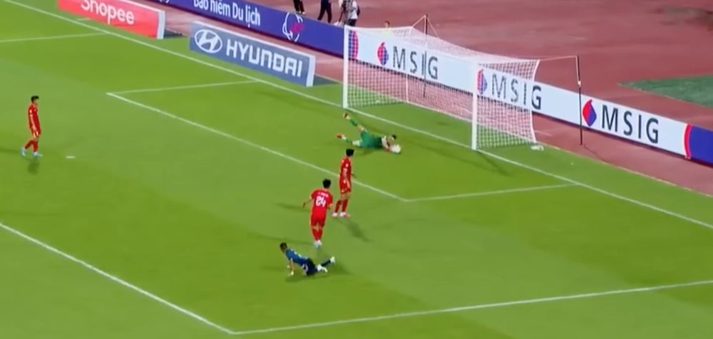 Patrik Lê Giang và hàng thủ đội tuyển Việt Nam trước bài kiểm tra lớn nhất ASEAN Cup 2026 - Ảnh 2.