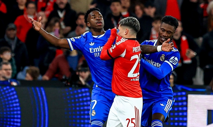 Benfica ủng hộ 100% cầu thủ phân biệt chủng tộc với Vinicius