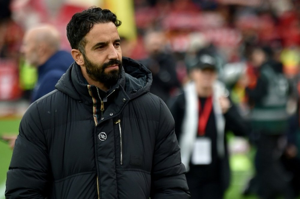 Amorim làm HLV của AC Milan, MU trút được gánh nặng tiền đền bù - Ảnh 1. Amorim làm HLV của AC Milan, MU trút được gánh nặng tiền đền bù - Ảnh 1.