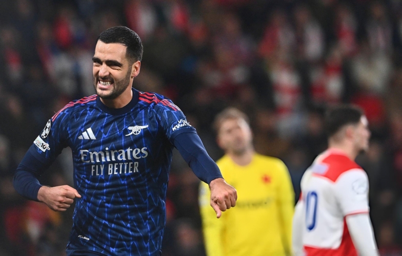 Arsenal continues their winning streak, securing their 10th consecutive victory