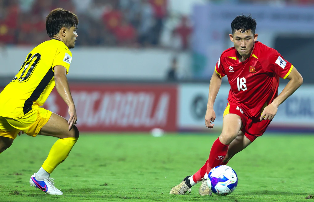 Từ World Cup nhìn về ASEAN Cup 2026: Muốn vươn tầm, đội tuyển Việt Nam phải vượt trội ở khu vực - Ảnh 1. Từ World Cup nhìn về ASEAN Cup 2026: Muốn vươn tầm, đội tuyển Việt Nam phải vượt trội ở khu vực - Ảnh 1.
