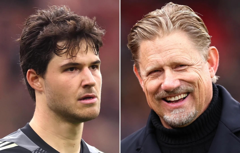 MU goalkeeper responds coolly when compared to the legend