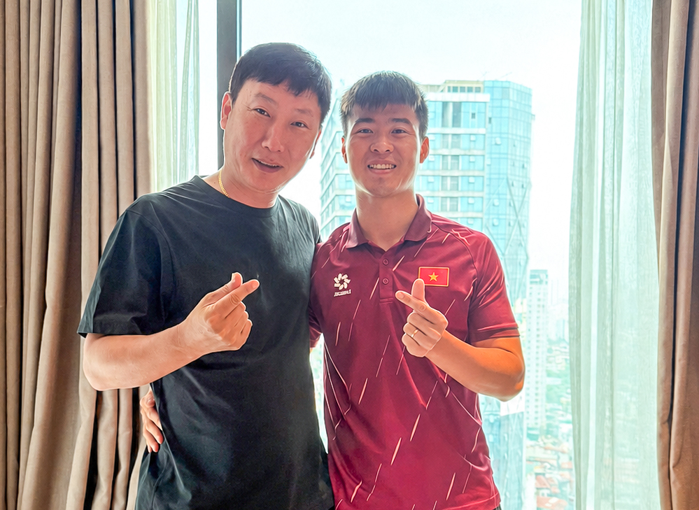 Đội tuyển Việt Nam buộc phải chia tay Duy Mạnh sát Asean Cup 2026 - Ảnh 2. Đội tuyển Việt Nam buộc phải chia tay Duy Mạnh sát Asean Cup 2026 - Ảnh 2.