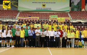 Legend Ngoc Hoa reveals crucial information, directly addressing new goals after clinching the championship.