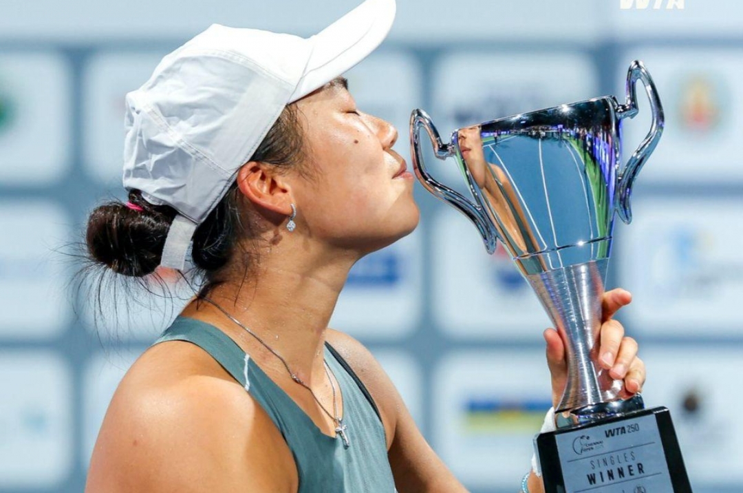 Indonesian tennis player makes history by winning the WTA Tour title