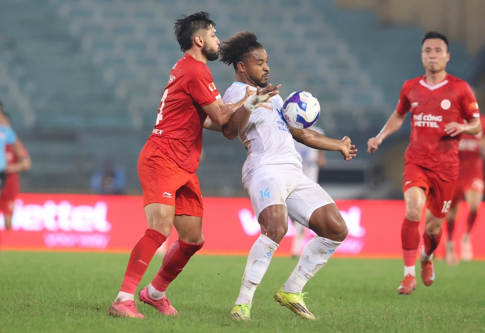 Top 3 V-League nóng rực - Ảnh 4.