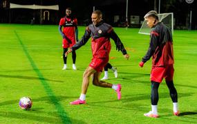 Adelaide United thoroughly studies CAHN before the Champions League Elite playoff match