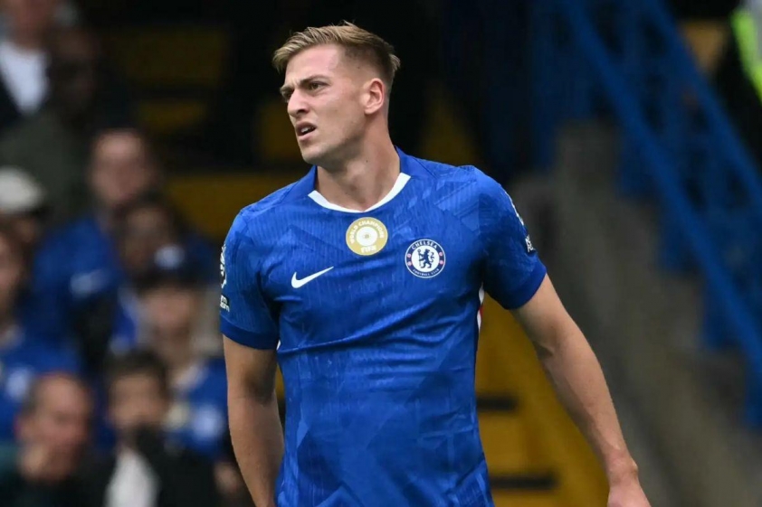 HLV Enzo Maresca xác nhận tiền đạo Liam Delap đã bình phục chấn thương (Ảnh: GOAL).