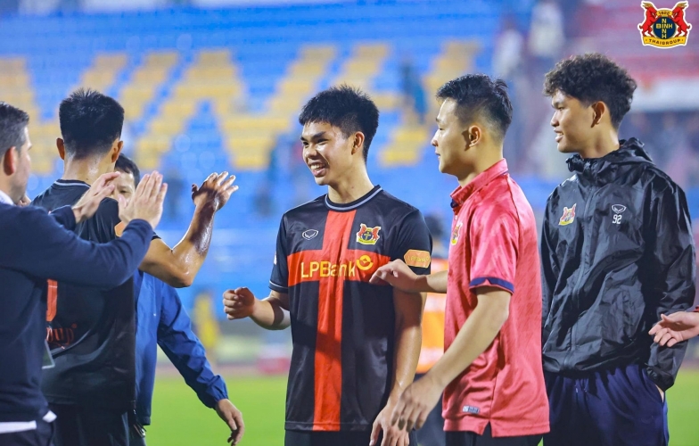 'Vietnam's Mbappe' makes a striking debut, brings good news for Vietnam U23
