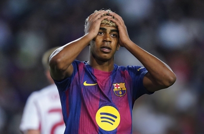 Yamal faces consecutive 'storms' at both Barcelona and the Spanish national team