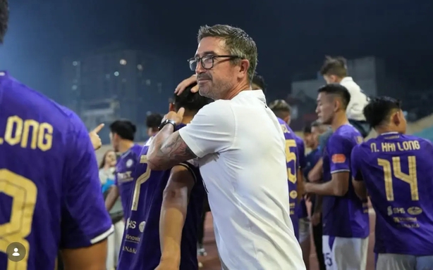 Coach Kewell: 'Hanoi Club's training ground now resembles Wembley'