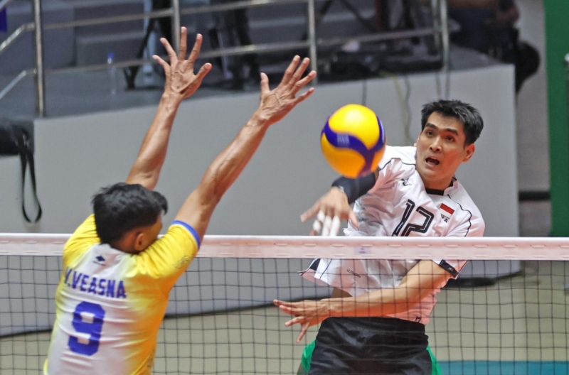 Top Indonesian spiker officially joins Vietnam to compete