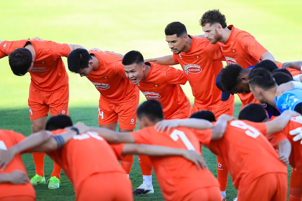 Quang Hải tiết lộ bất ngờ về đội tuyển Việt Nam trước Asean Cup - Ảnh 1. Quang Hải tiết lộ bất ngờ về đội tuyển Việt Nam trước Asean Cup - Ảnh 1.