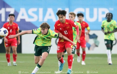 Australian fans collectively comment on the major showdown between Vietnam and Australia.