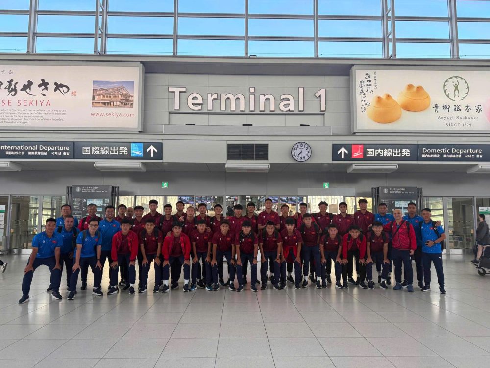 U19 Việt Nam chia tay thủ môn Việt kiều trước chuyến tập huấn Nhật Bản - Ảnh 1. U19 Việt Nam chia tay thủ môn Việt kiều trước chuyến tập huấn Nhật Bản - Ảnh 1.