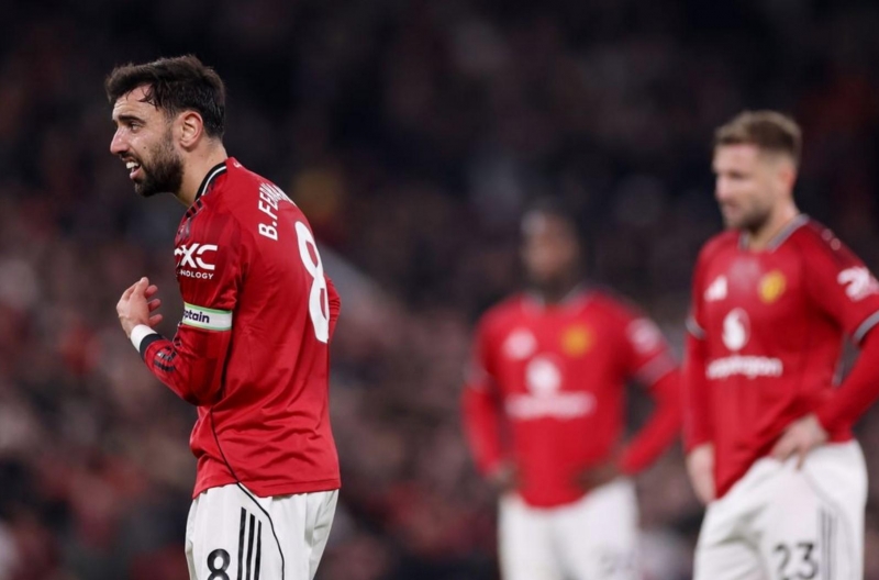 布魯諾對隊友怒不可遏,曼聯更衣室陷入極度混亂