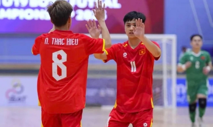 CĐV Thái Lan đồng loạt dậy sóng khi Việt Nam thẳng 18-0 ở giải AFF