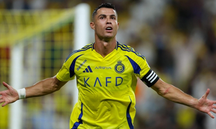 CHÍNH THỨC: Ronaldo nhận đòn giáng đau từ LĐBĐ Saudi Arabia