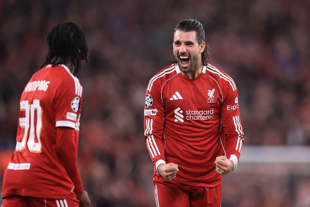 Dominik Szoboszlai: 'Gerrard mới' thắp lại hy vọng cho Liverpool - Ảnh 3.