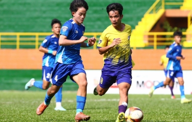 Identify the next two teams advancing to the semifinals of the National U15 tournament.