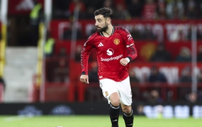 MU - Brentford: Bruno Fernandes excels both in midfield and on the wings!