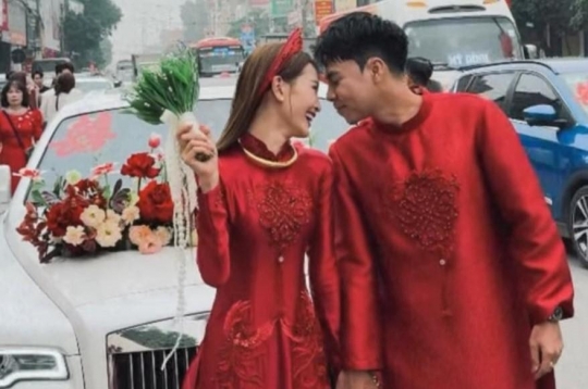 Former U23 Vietnam midfielder scores the 'most beautiful goal' of his life