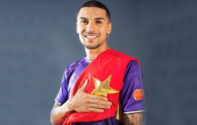 Naturalized player Hoàng Hên scores points with a meaningful activity on the first day of Spring