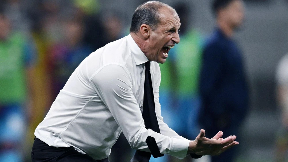 AC Milan chính thức sa thải HLV Allegri cùng bộ ba quyền lực sau khi mất vé dự Champions League  - Ảnh 2.