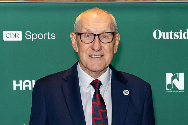 Terry Butcher được biết đến như một trong những đội trưởng xuất sắc nhất trong lịch sử bóng đá Anh. Tuy nhiên, phía sau hình ảnh của một "người khổng lồ" nơi hàng phòng ngự là nỗi đau mất con mà cựu danh thủ này đã dũng cảm đối diện trong bộ phim tài liệu kể về sự nghiệp bóng đá cũng như bi kịch gia đình của ông.