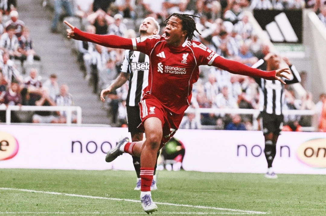 Just signed a new contract, Liverpool prodigy immediately faces a ban