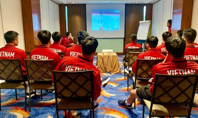 Tuyển Việt Nam làm điều không thể thiếu trước trận gặp Thái Lan