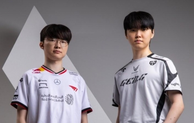 Controversial Caster: If LoL 2 Had Appeared Earlier, Would Chovy Be the GOAT?