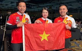 Hoàng Sao and the Vietnamese players started like a dream at the World Championship by easily defeating the Netherlands 3-0.