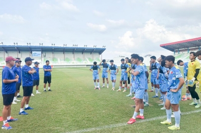 Vietnam U19 returns home, determined to aim for the Asian championship