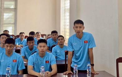 Do Hung Dung unexpectedly changes direction, preparing for a new role in Vietnamese football