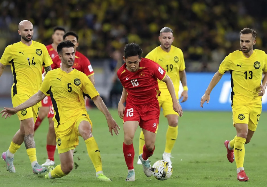 Malaysia mất sức mạnh cầu thủ nhập tịch, dớp thua Việt Nam khó bị phá - Ảnh 2.