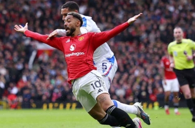 Intense Controversy as Manchester United Defeats Crystal Palace