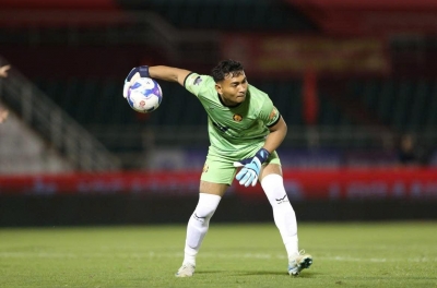 Former Vietnam U23 goalkeeper joins the strongest V.League club.