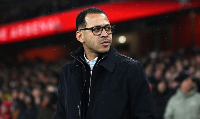 HLV Liam Rosenior: 'Chelsea trông như một đội bóng rất, rất mạnh'